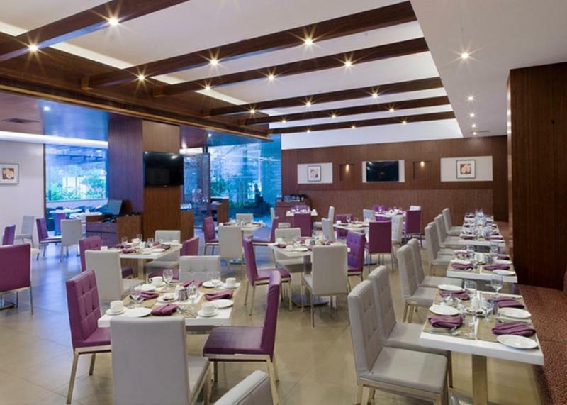 ไฮซินท์ โฮเต็ล Hotel Thiruvananthapuram ภายนอก รูปภาพ